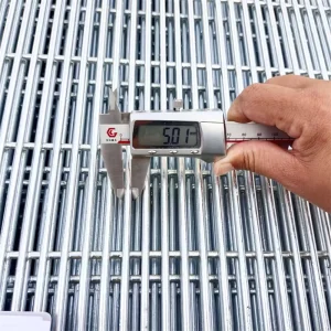 358 Anti-Cut Fence Panel 76.2×12.7mm Welded Mesh High Security Prison Fencing Hot-Dipped Galvanized