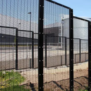 358 Welded Mesh Steel Powder-Coated Galvanized Security Fence for Defence Systems