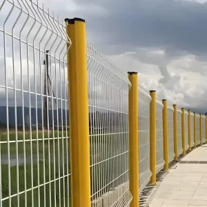 3D Welded Mesh Fence Peach Post Security Fencing for Highway Roadside and Farm Boundary Protection