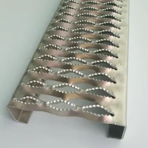 4m Length Non Slip Galvanized Steel Stair Step