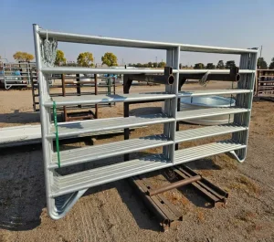 5x12ft Hot-Dipped Galvanized Portable Livestock Corral Panels for Cattle and Horses Heavy-Duty Farm Fencing