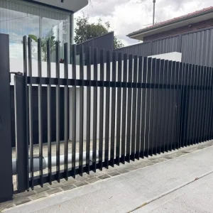 Aluminum Alloy Yard Fence Vertical Slats Picket Design Outdoor House Garden Panels Decorative Metal Fencing