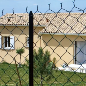 Anti Climbing Decorative Chain Link Fence for Outdoor Isolation and protection
