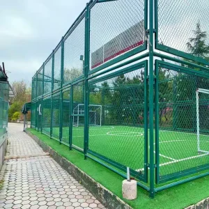 Antirust Chain Link Mesh Fence for Soccer Basketball Diamond Mesh for Sporting Venue Fencing Trellis & Gates