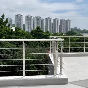 Bespoke Aluminum Metal Railing System Modern Horizontal Bar Fence Residential Deck Balcony Stairs Powder Coated