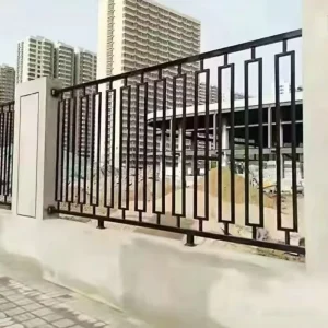 Black Powder-Coated Galvanized Steel Garden Fence