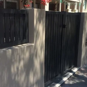 Black Powder-Coated Metal Palisade Fence Panels and Gates for Villa Courtyard Privacy