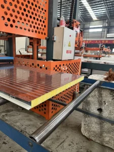 Building Factory Purification Workshop Wall Materials Fireproof Soundproofing Waterproof Color Steel Insulation Foam Sandwich