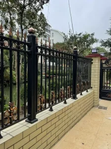 Custom Anti-Rust Wrought Iron Villa Fence Decor Metal Railing & Entry Gate for Courtyard Garden Yard