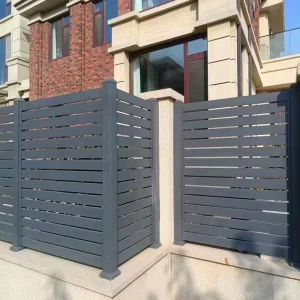 Custom Black Horizontal Slats Privacy Decoration Courtyard Powder Coated Aluminum Fence