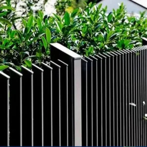 Customized Aluminum Vertical Blade Pool Fence, Black Powder-Coated Yard Fence for Sheep Factory