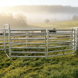 Durable Galvanized Cattle Fence Panel Livestock Corral Gate System for Ranch Farm and Animal Containment