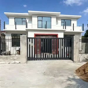 Electric Aluminum Alloy Gates for Home Security and Outdoor Animal Fencing
