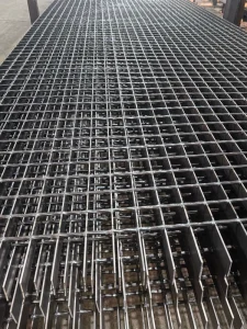 Factory High Quality Metal Building Materials Hot Dipped Galvanized Steel Grating