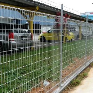Factory Outlet 8ft Powder Coated Galvanized Iron Welded Wire Mesh Coil Top Security Yard BRC Fence Panel