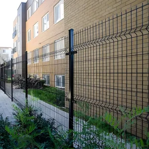 Factory Powder-Coated Metal 3D Curved Fence for Villas and Sports Fields