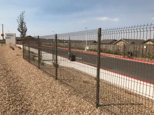Factory Supply 3D Bending Curved Welded Steel Mesh PVC Fence for Gardens and Outdoor Use