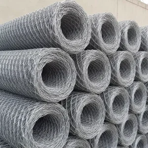 Galvanized Chain Link Fence Roll for Farm and Agriculture, Corrosion Resistant, Custom Sizes