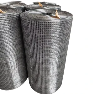 Galvanized Iron Wire Mesh Roll PVC-Coated Welded Square-Hole Fence Wire Mesh with Cutting Service
