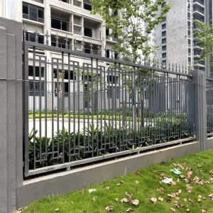 Galvanized Powder Coated Steel Fencing Stainless Steel Material for Residential Use for Villas and Workshop Picket Fence