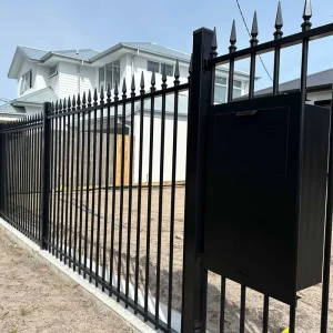 Galvanized Steel Iron Tube Mesh Panel Metal Fence Swing Gate Metal Fencing