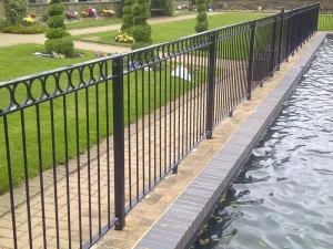 Galvanized Steel Tubular Security Fence Panels Powder Coated Picket Fence for Industrial Factory Yard Perimeter Protection