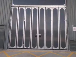 Gate