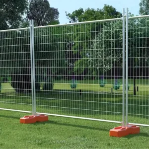 Heavy Duty Reinforced Steel Construction Barrier with Removable Feet Australian Temporary Fence