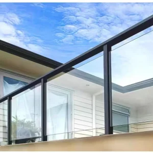 High Quality Glass Sturdy Base for Steps Balcony Decking Stainless Steel 304 Slotted Tube Glass Railing Post Handrail Balustrade