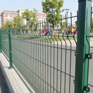High Security Galvanized Powder Coated Iron 6 Feet School Playground Perimeter Safety Curvy Triangle V Bend 3D Wire Mesh Fence