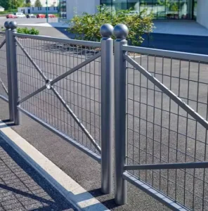 Hot-Dip Galvanized Iron and Steel X-Brace Cross-Rail European Decorative Metal Guardrail, 4ft Height