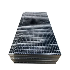 Hot Dip Galvanized Zinc Coating Heavy Duty Anti-Slip Serrated Welded Industrial Platform Walkway Steel Workshop Decoration