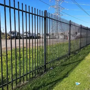 Hot-dip Galvanized Metal Garden Fence High Strength Yard Fencing for Outdoor Security