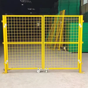 Industrial Metal Security Fence Welded Wire Technique Powder Coated Finish Customizable Dimensions for Outdoor
