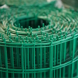 Livestock Animal Enclosures Coated Plastic Wire Mesh Fences for Chicken Duck Farms Chicken Duck Fields Trellis & Gates
