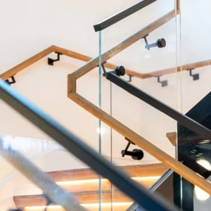 Marine Grade 316 Stainless Steel U Channel Pipe & Round Tube Glass Railing System for Coastal Villas