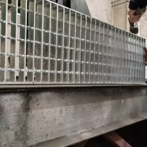 Metal Building Materials Galvanized Steel Grating Steel Grid Plate Floor Steel Grating