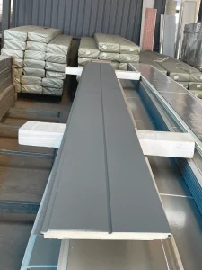 Metal Carved Panels Metal Siding Wall Panels Insulation Waterproof Fire Resistant Water Resistant for Exterior Wall Roof Cold
