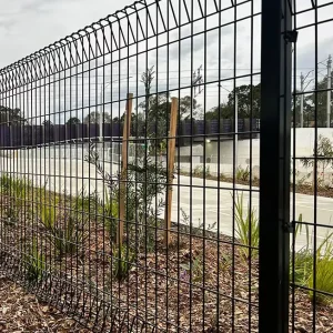 Metal Mesh Garden Fence Panels PVC Coated 868 Mesh Twin Wire Fencing