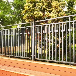 Metal Railing Picket Fence for Parks, Courtyards, Farmhouses, and Outdoor Gardens
