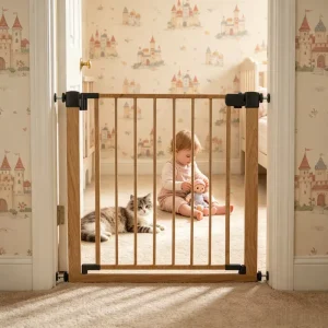 Metal Retractable Extendable Stair and Balcony Safety Gate for Children