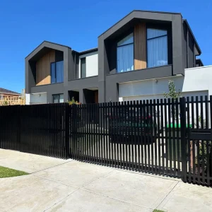 Modern 3D Aluminum Vertical Blade Safety Fencing Powder Coated Black & Grey DIY Minimalist Garden Fencing for Balconies