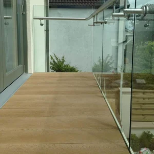 Modern Aluminum U Channel Glass Balustrade with Smart Wedge Adjustment System