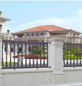 Modern Black Metal Garden Fence with Stainless Steel Privacy Panels for Villas and Hotels