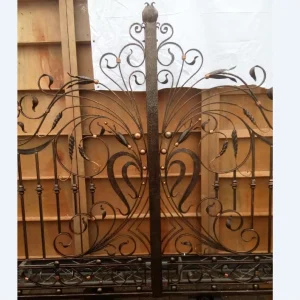 Modern Eco-Friendly Wrought Iron Gate Easy-to-Assemble Farming Fencing & House Gate Designs