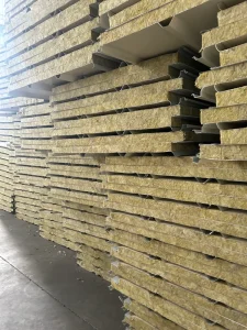 Modern Metal Foam EPS Sandwich Panel Insulation & Soundproof Exterior Wall & Roof Panels Water Resistant 3 Year Warranty