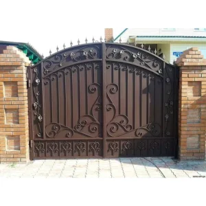 Modern Metal Gates and Grills