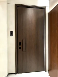 Modern Minimalist Iron Entrance Security Door Custom-made for Apartments Luxury Homes Exterior Use Bedroom School Safety Water