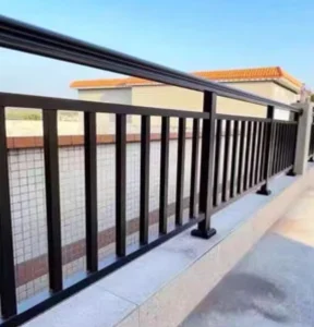 Modern Outdoor Aluminum Balcony Railing Fence Handrail Rust Resistant Customizable for Indoor Outdoor