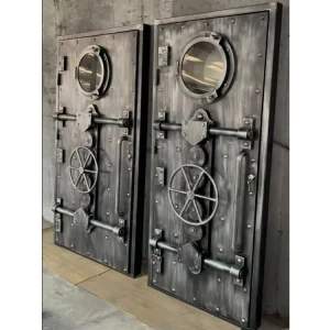 New Design Metal Door Decoration Retro Industrial Wind Iron Door bar Metal Cabin Door